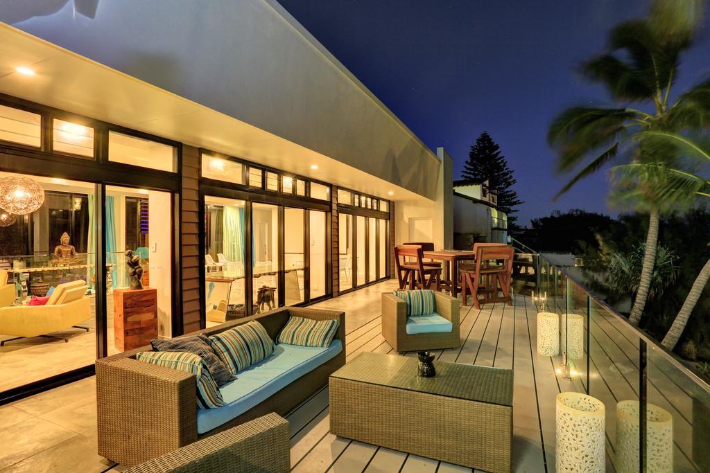 Zen Beach Retreat Hotel Bargara Exterior photo